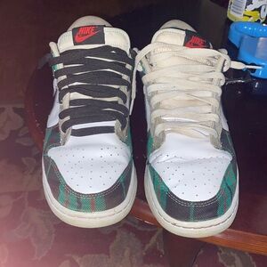 Creased had for a second just looking to get rid of them too small for me now